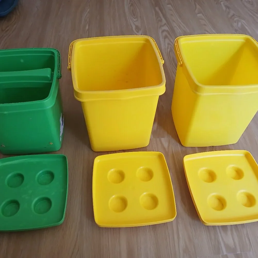 Vintage Retro 1987 Lego Storage Container Bucket Bin With Lid and Handle empty